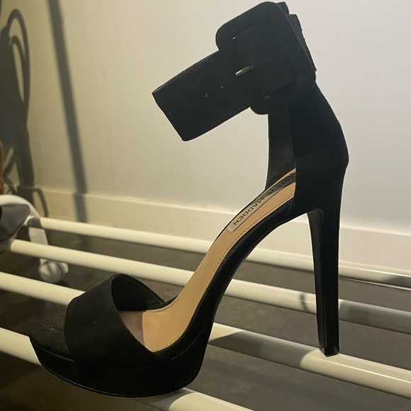 STEVE MADDEN Circuit Black Suede Leather Ankle Strap Heels - Picture 4 of 8